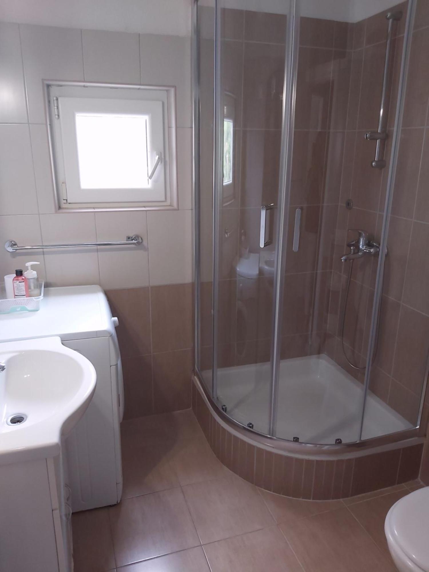 Apartment Ariana Gradac (Split-Dalmatia)